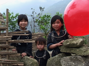2 Vietnamese Children with Balloon